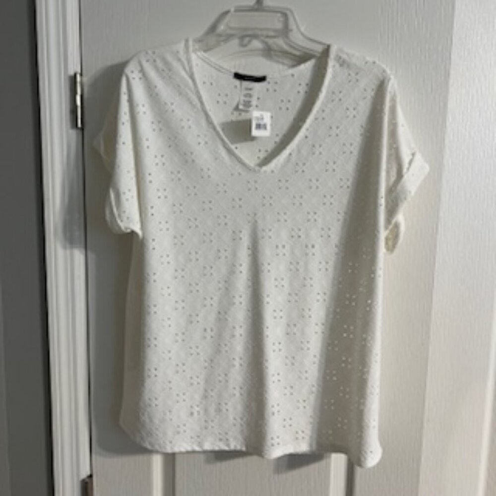 GYFT Women's V-Neck Cuffed Short Sleeve Shirt With Holes- Large NWT